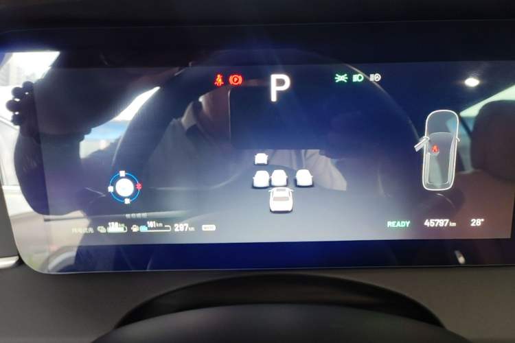 Used Li Auto ONE 2021 Extended-Range 6-Seater Version Instrument Cluster