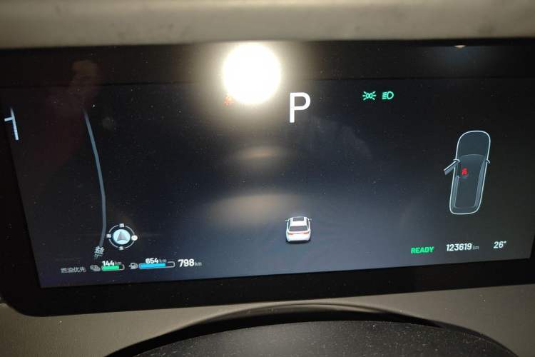 Used Li Auto ONE 2021 Extended-Range 6-Seater Version Instrument Cluster