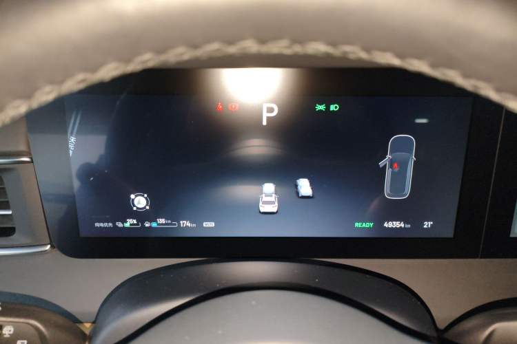 Used Li Auto ONE 2021 Extended-Range 6-Seater Version Instrument Cluster