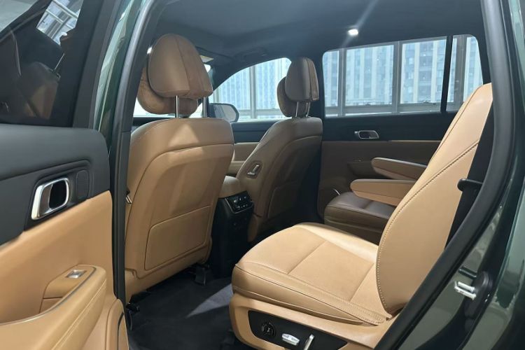 Used Li Auto ONE 2021 Extended-Range 6-Seater Version Interior 1
