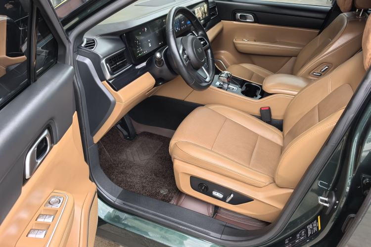 Used Li Auto ONE 2021 Extended-Range 6-Seater Version Interior 1