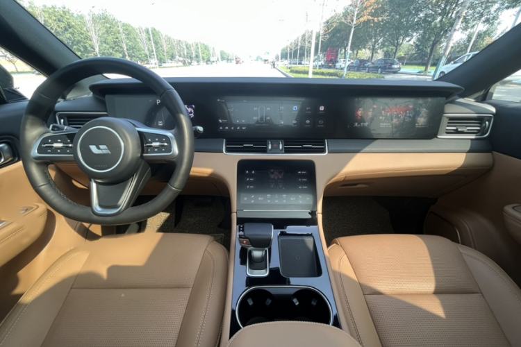 Used Li Auto ONE 2021 Extended-Range 6-Seater Version Interior 1