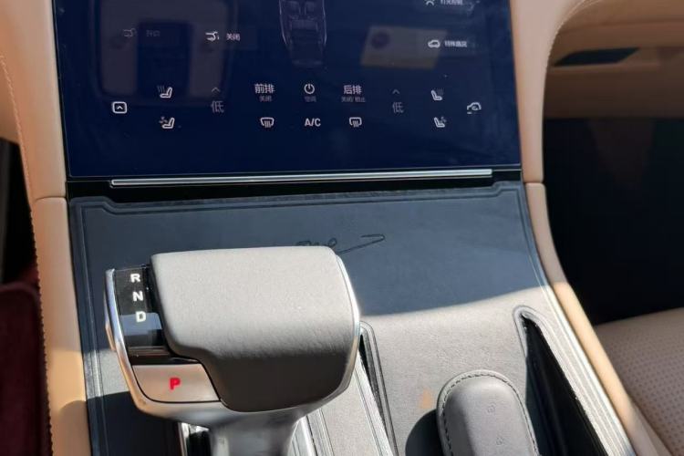 Used Li Auto ONE 2021 Extended-Range 6-Seater Version Interior 10