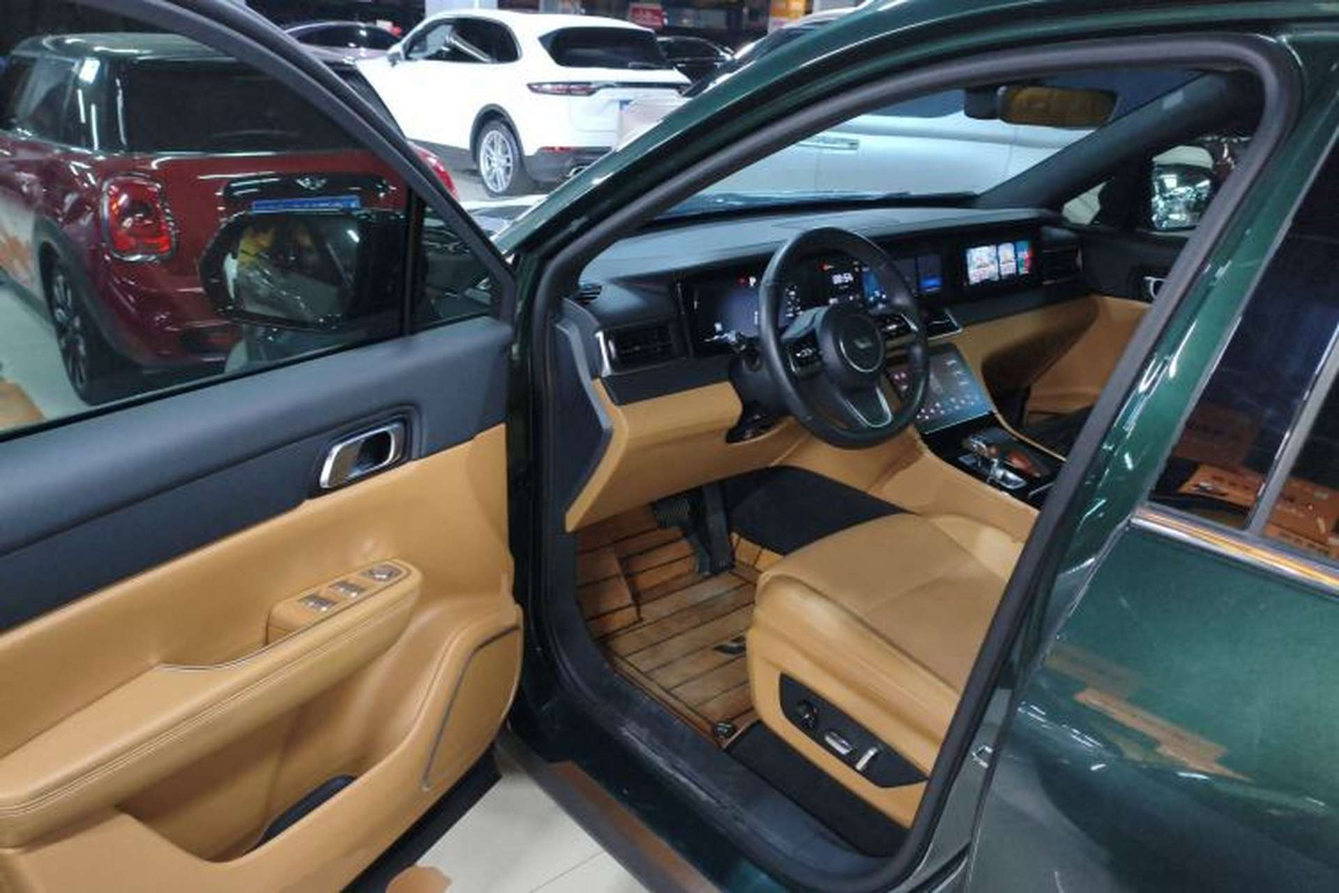 Used Li Auto ONE 2021 Extended-Range 6-Seater Version Interior 3