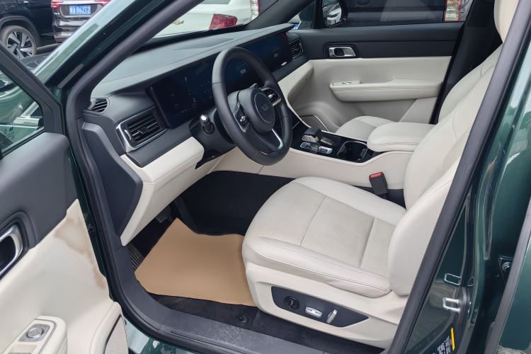 Used Li Auto ONE 2021 Extended-Range 6-Seater Version Interior 3