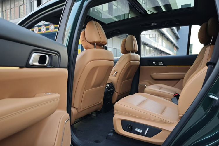Used Li Auto ONE 2021 Extended-Range 6-Seater Version Interior 3