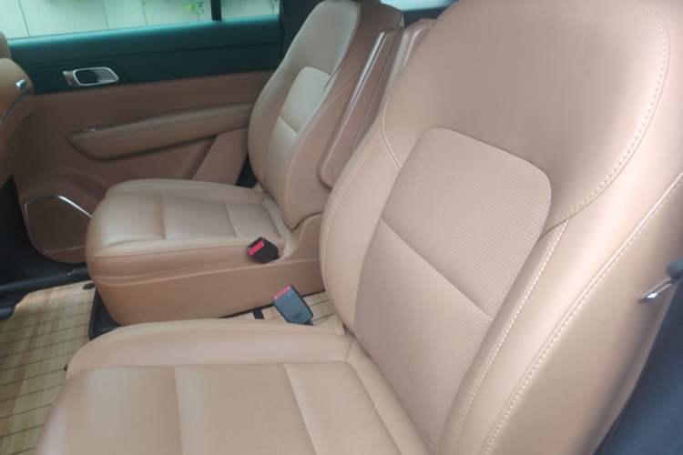 Used Li Auto ONE 2021 Extended-Range 6-Seater Version Interior 4