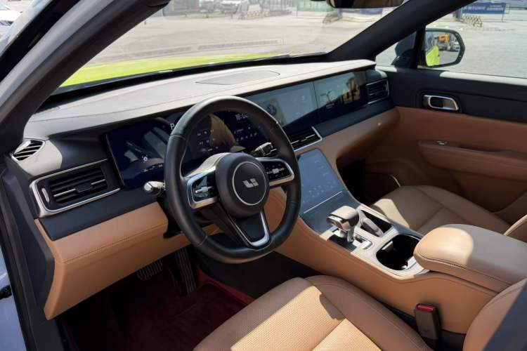 Used Li Auto ONE 2021 Extended-Range 6-Seater Version Interior 8