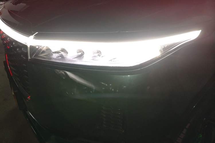 Used Li Auto ONE 2021 Extended-Range 6-Seater Version Left Front Headlight
