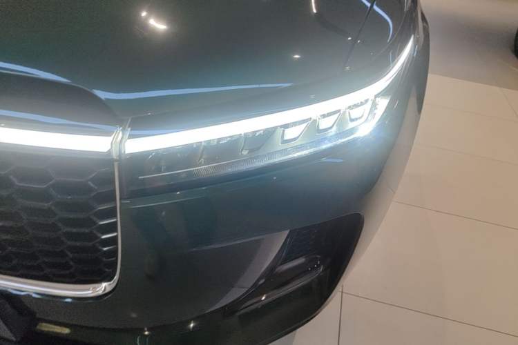 Used Li Auto ONE 2021 Extended-Range 6-Seater Version Left Front Headlight