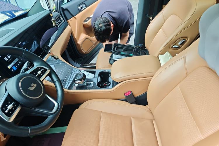 Used Li Auto ONE 2021 Extended-Range 6-Seater Version Left Front Seat