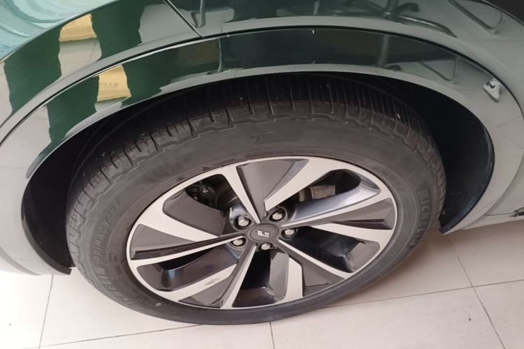Used Li Auto ONE 2021 Extended-Range 6-Seater Version Left Front Wheel Hub