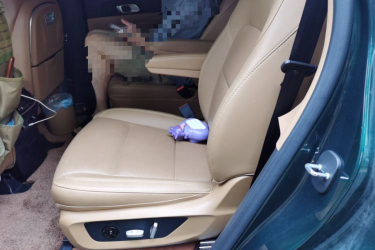 Used Li Auto ONE 2021 Extended-Range 6-Seater Version Left Rear Seat