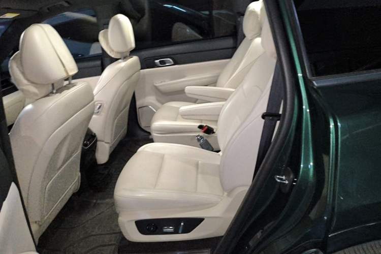 Used Li Auto ONE 2021 Extended-Range 6-Seater Version Left Rear Seat