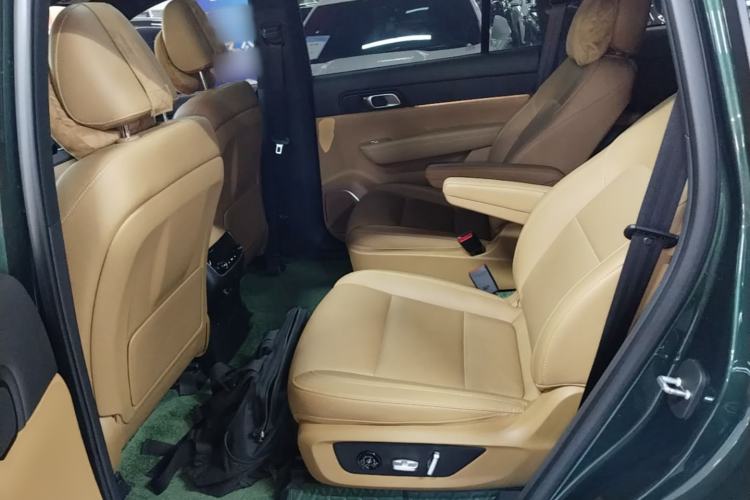 Used Li Auto ONE 2021 Extended-Range 6-Seater Version Left Rear Seat