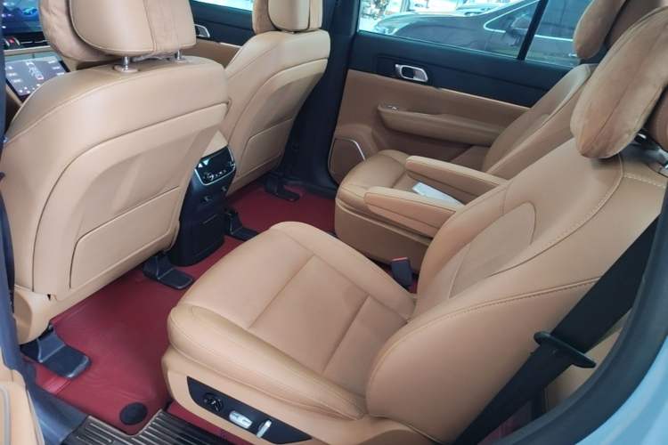 Used Li Auto ONE 2021 Extended-Range 6-Seater Version Left Rear Seat