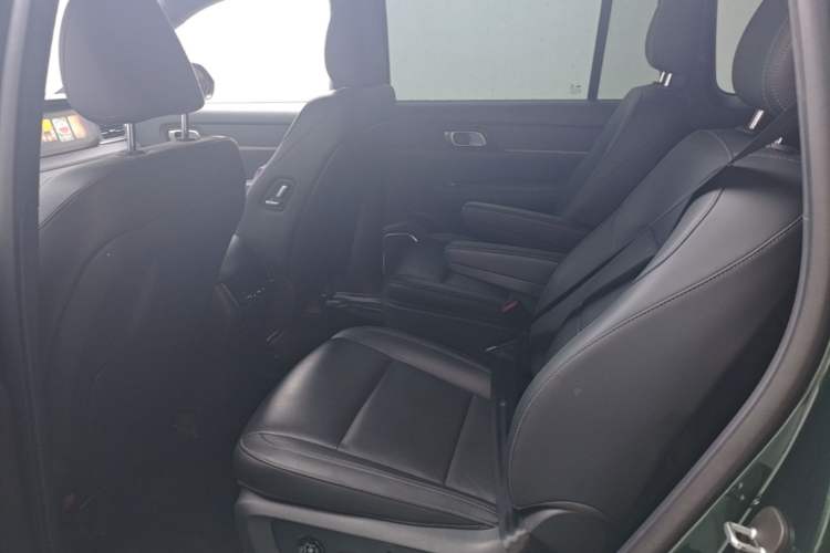 Used Li Auto ONE 2021 Extended-Range 6-Seater Version Left Rear Seat