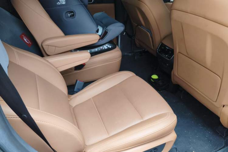 Used Li Auto ONE 2021 Extended-Range 6-Seater Version Left Rear Seat