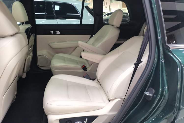 Used Li Auto ONE 2021 Extended-Range 6-Seater Version Left Rear Seat
