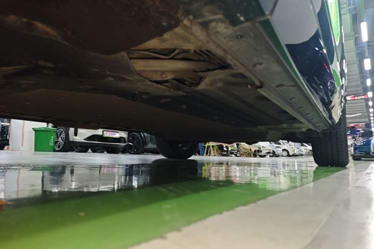 Used Li Auto ONE 2021 Extended-Range 6-Seater Version Left Side Sill