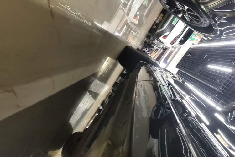 Used Li Auto ONE 2021 Extended-Range 6-Seater Version Left Side Sill