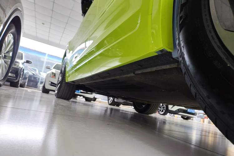 Used Li Auto ONE 2021 Extended-Range 6-Seater Version Left Side Sill