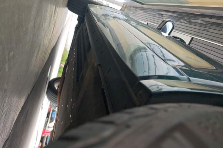 Used Li Auto ONE 2021 Extended-Range 6-Seater Version Left Side Sill