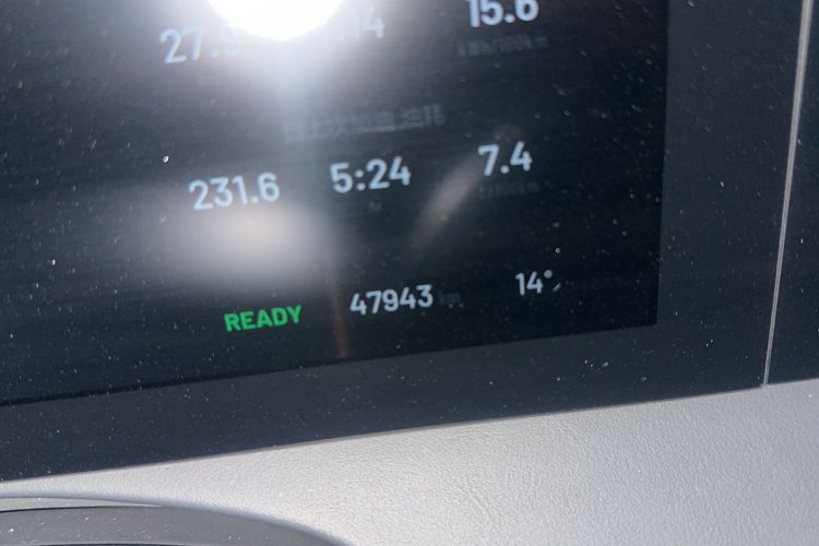 Used Li Auto ONE 2021 Extended-Range 6-Seater Version Odometer Close Up