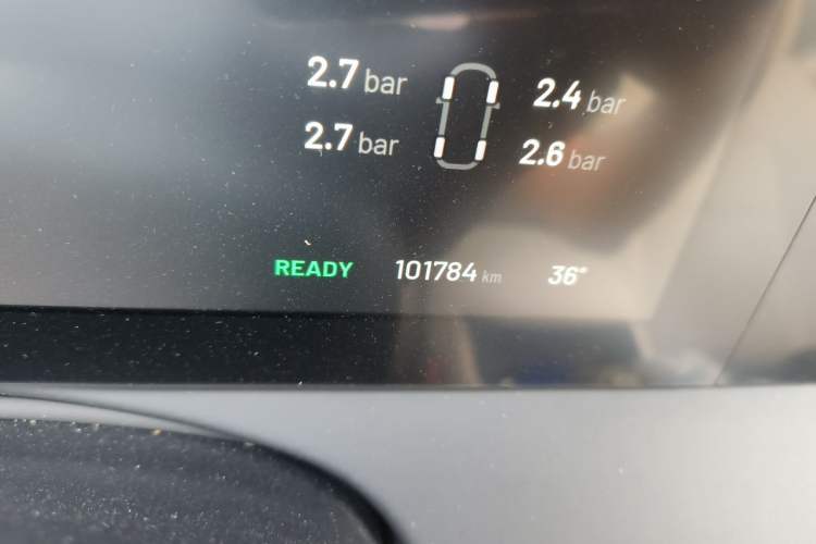 Used Li Auto ONE 2021 Extended-Range 6-Seater Version Odometer Close Up