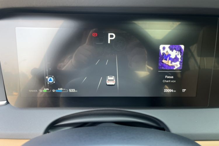 Used Li Auto ONE 2021 Extended-Range 6-Seater Version Odometer Close Up