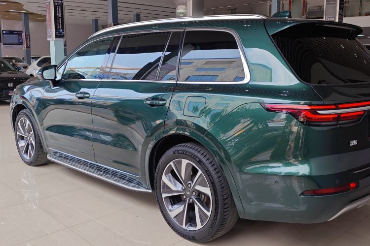 Used Li Auto ONE 2021 Extended-Range 6-Seater Version Rear Left 45 Deg
