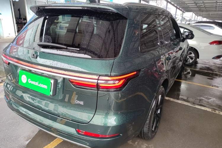 Used Li Auto ONE 2021 Extended-Range 6-Seater Version Rear Right 45 Deg