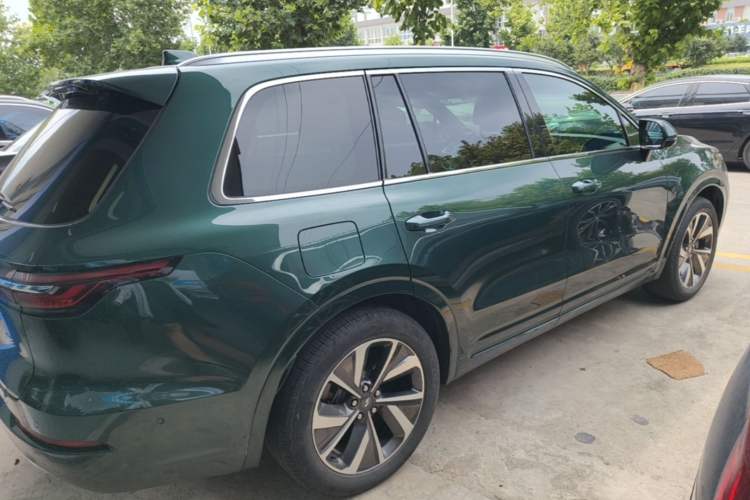 Used Li Auto ONE 2021 Extended-Range 6-Seater Version Rear Right 45 Deg