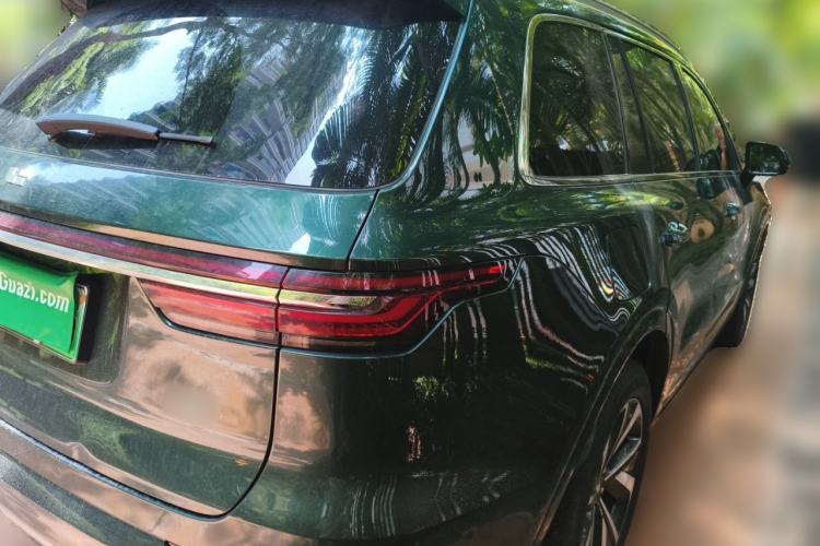 Used Li Auto ONE 2021 Extended-Range 6-Seater Version Rear Right 45 Deg