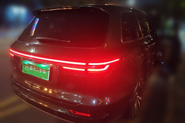 Used Li Auto ONE 2021 Extended-Range 6-Seater Version Rear Right 45 Deg