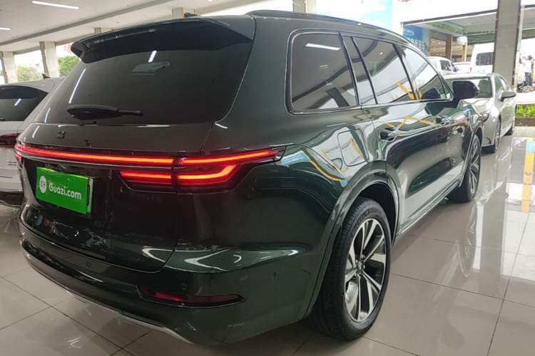 Used Li Auto ONE 2021 Extended-Range 6-Seater Version Rear Right 45 Deg