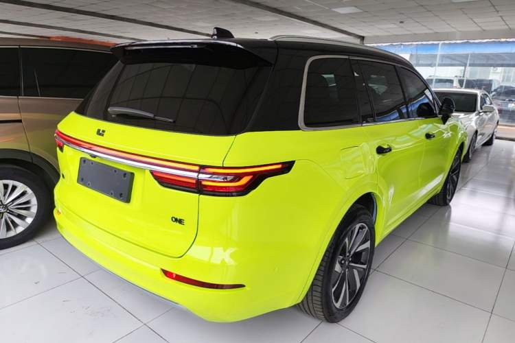 Used Li Auto ONE 2021 Extended-Range 6-Seater Version Rear Right 45 Deg