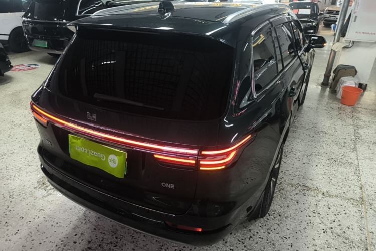 Used Li Auto ONE 2021 Extended-Range 6-Seater Version Rear Right 45 Deg