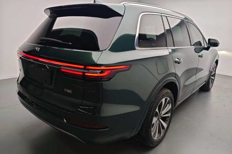 Used Li Auto ONE 2021 Extended-Range 6-Seater Version Rear Right 45 Deg