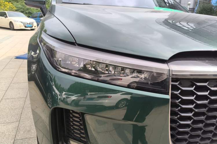 Used Li Auto ONE 2021 Extended-Range 6-Seater Version Right Front Headlight
