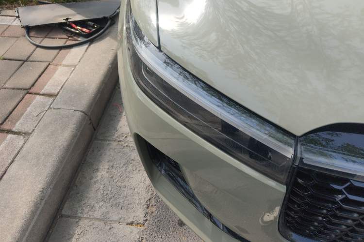 Used Li Auto ONE 2021 Extended-Range 6-Seater Version Right Front Headlight