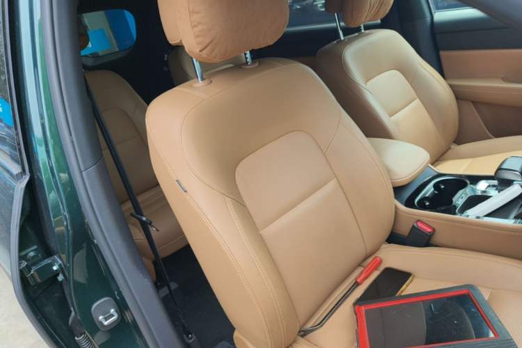 Used Li Auto ONE 2021 Extended-Range 6-Seater Version Right Front Seat
