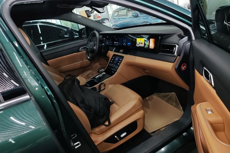 Used Li Auto ONE 2021 Extended-Range 6-Seater Version Right Front Seat