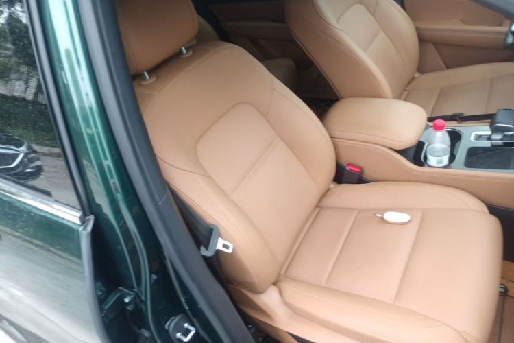 Used Li Auto ONE 2021 Extended-Range 6-Seater Version Right Front Seat