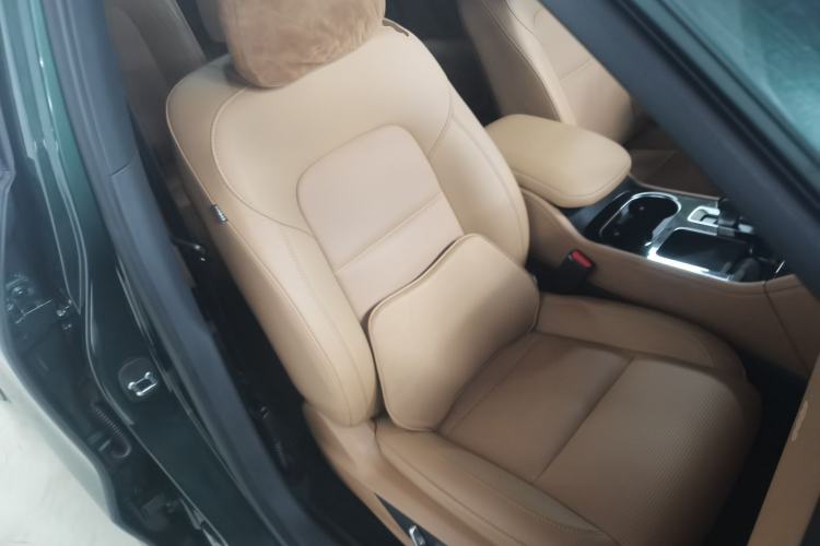 Used Li Auto ONE 2021 Extended-Range 6-Seater Version Right Front Seat