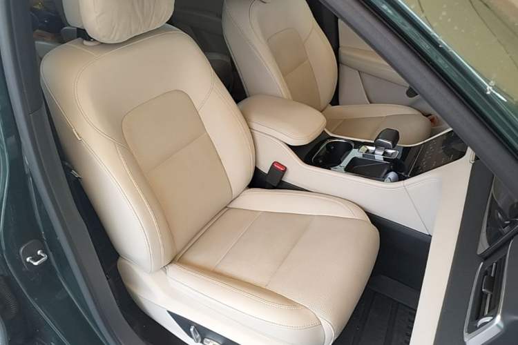 Used Li Auto ONE 2021 Extended-Range 6-Seater Version Right Front Seat