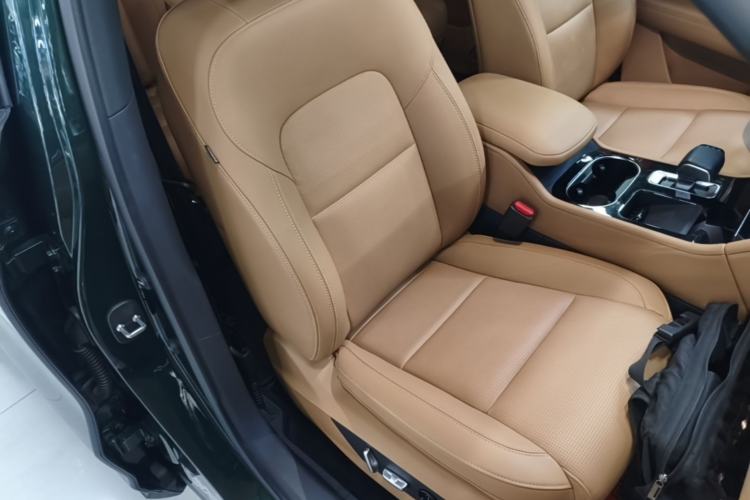 Used Li Auto ONE 2021 Extended-Range 6-Seater Version Right Front Seat