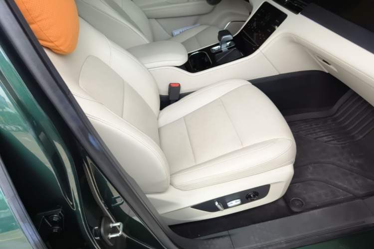 Used Li Auto ONE 2021 Extended-Range 6-Seater Version Right Front Seat