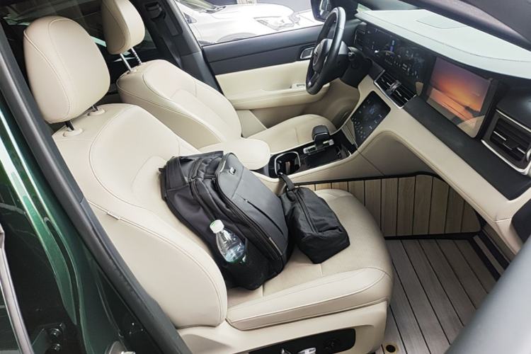 Used Li Auto ONE 2021 Extended-Range 6-Seater Version Right Front Seat
