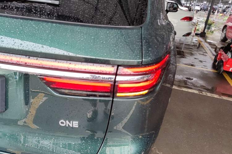 Used Li Auto ONE 2021 Extended-Range 6-Seater Version Right Rear Taillight